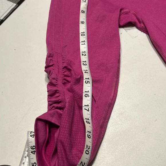 Lululemon The Flow Cinched Crop Leggings Pink Size S  EUC. S - Picture 8 of 8